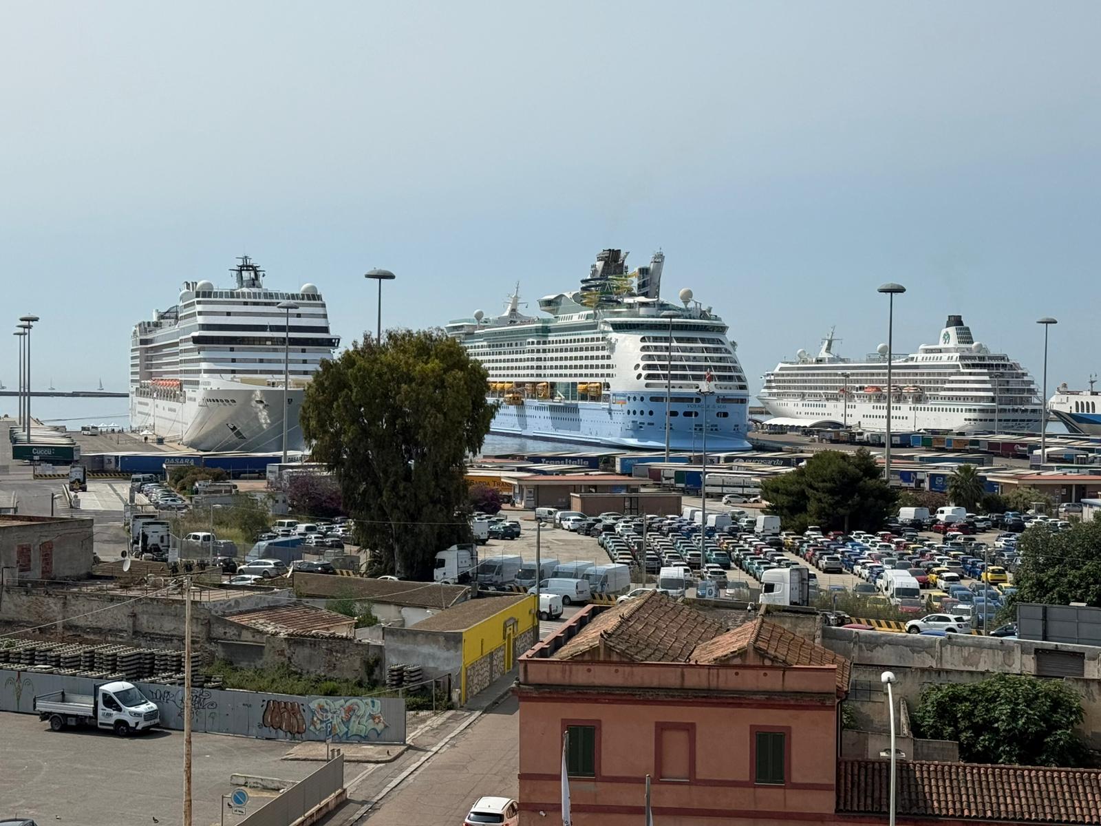 Triple Cruise Call Brings Over 8,000 Visitors to the Port of Cagliari